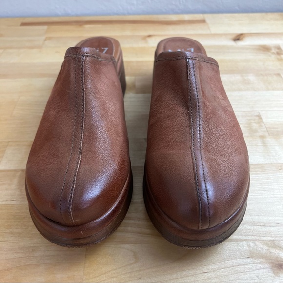 NEW Lunea Brandy Brown Leather Heel Clog Shoes Size 39 - Picture 3 of 12